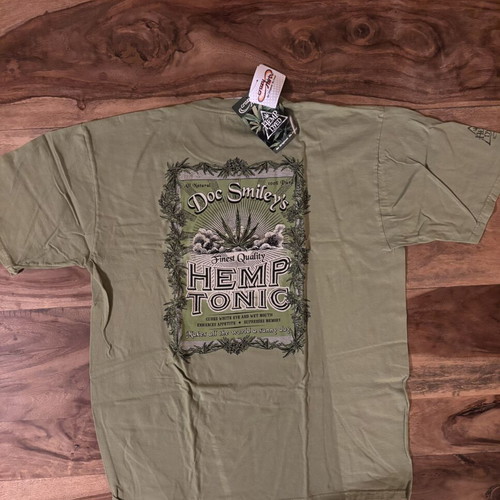 Men's T-shirt L/XL new with tag, bought in America