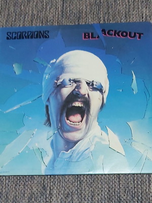 Scorpions Blackout 1982 vinyl used, made in Greece