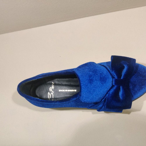 Women's boots new with genuine velvet
