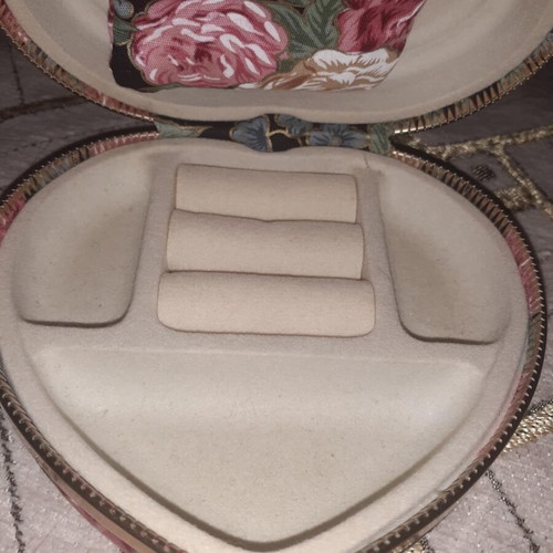 Jewelry box new small floral with pouch, 11x13 cm