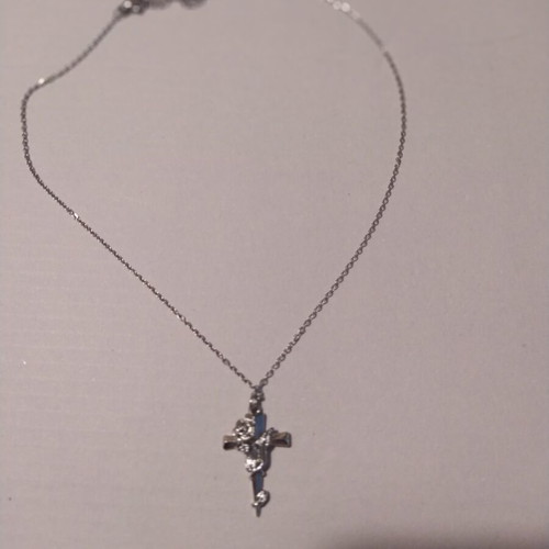 Flower Cross Pendant like new, silver color, steel choker type
