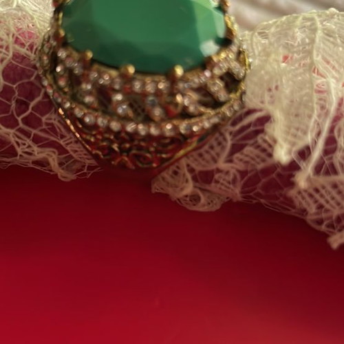 Ring large with green emerald stone and zirconia new