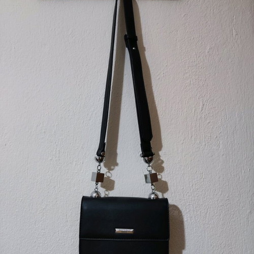 Τσάντα Bag to Bag χιαστί μαύρη σαν καινούργια