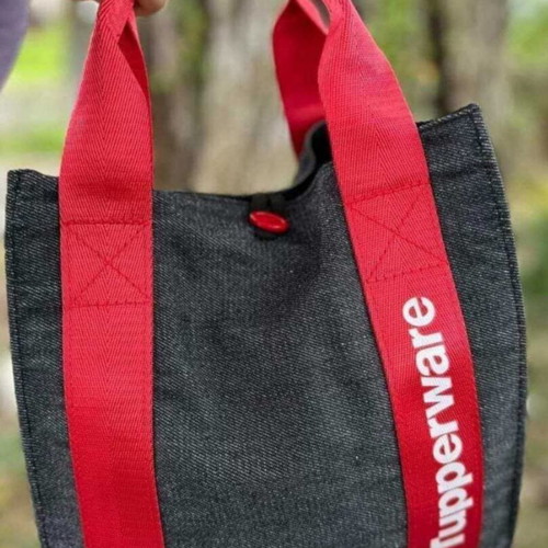 Tupperware Lunch Bag jeans, new
