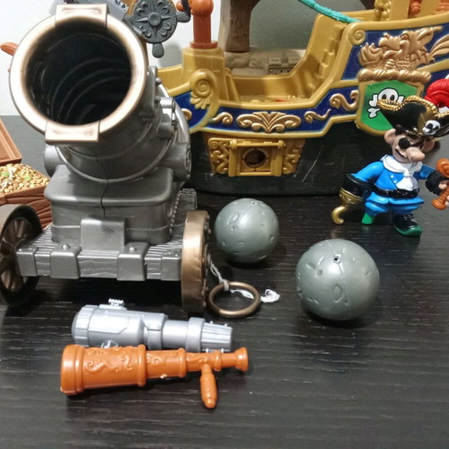 BW Pirate Ship and Island Playset used with figure and accessories