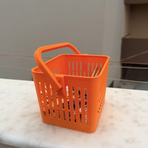 Basket for Clothespins like new, high capacity with 5 3D printed clothespins gift
