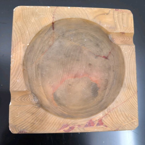 Marble ashtrays used, set of two with different colors