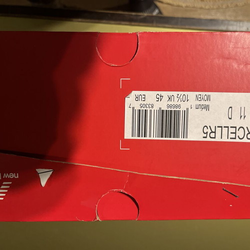 New Balance SC Elite V5 sneakers new, size 45, white and pink
