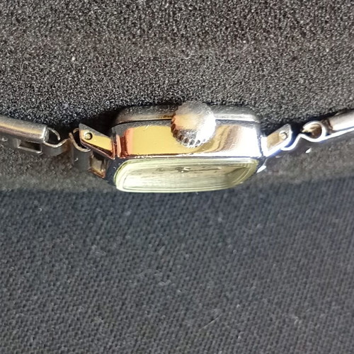 Chaika mechanical wristwatch USSR, women's