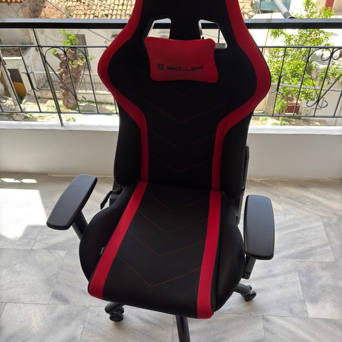 Sharkoon Skiller SGS2 gaming chair used, fabric, red