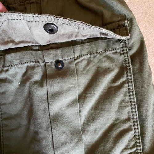 Abercrombie & Fitch women's sleeveless vest khaki like new, small
