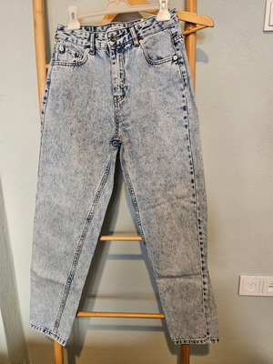 Pull & Bear jeans like new, faded blue and white, size S