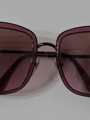 Γυναικεία γυαλιά ηλίου Vogue VO4223S 352/14 57-19 μεταχειρισμένα, κερασί