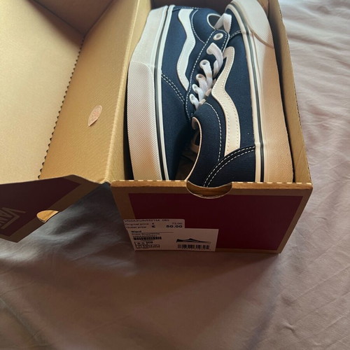 Vans athletic shoes new, dark blue size 39