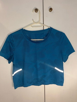 Women's petrol crop gym top Shein