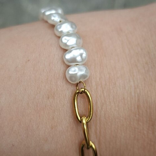 Bracelet with pearls and gold chain new, elegant minimal timeless