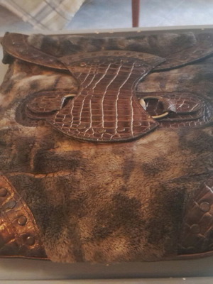 Fur shoulder bag like new, brown