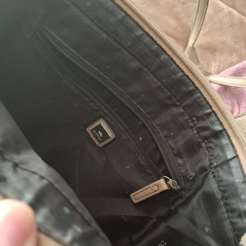 Carpisa shoulder bag like new, beige puro color