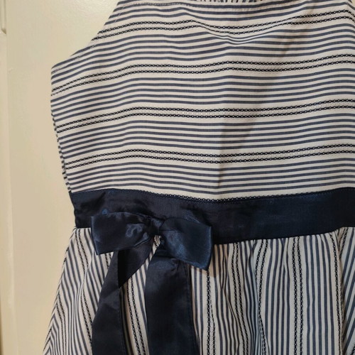 Striped navy blue dress with satin details like new, age 8