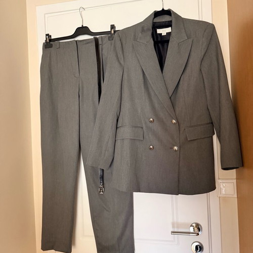 Zara suit set and belt new, gray, size large