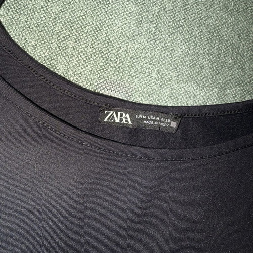 Zara black tops like new, size M, pack of 2
