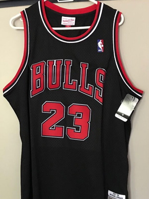 Mitchell & Ness Michael Jordan #23 Chicago Bulls Swingman Jersey XL new authentic