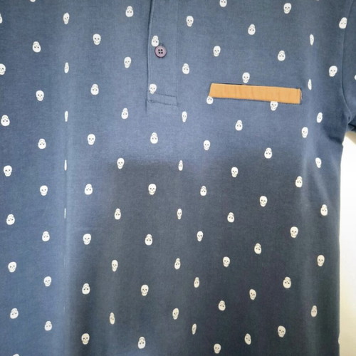 Mohicans Black Line polo shirt like new, size M, blue with skulls
