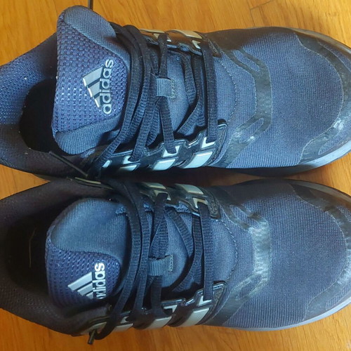 Adidas Questar athletic shoes No40 like new, black with boost sole