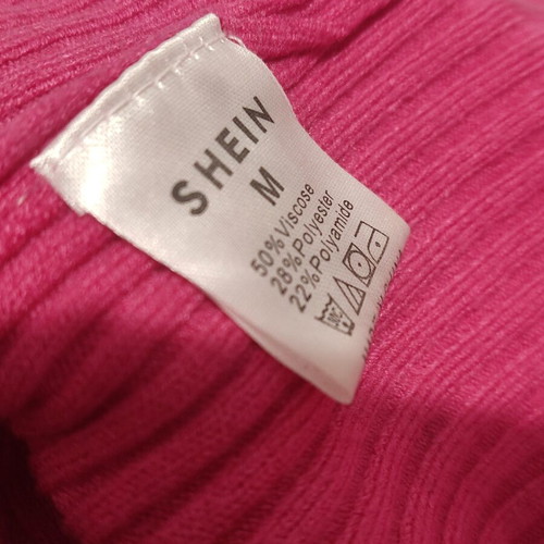 Shein Fuchsia Ribbed Cropped Turtleneck Medium like new