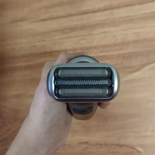 Braun Series 7 S7 electric shaver with original travel case