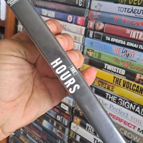 The Hours DVD used, social genre, subtitled