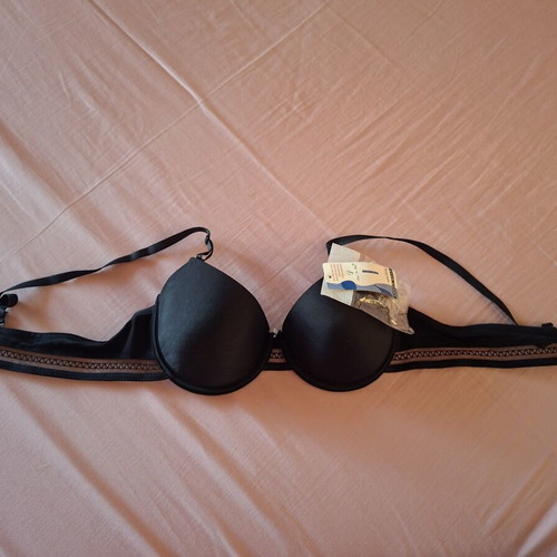 Black bra, new, unworn