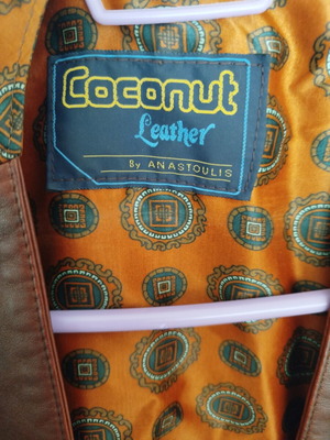 Leather vest Coconut Leather like new, vintage lining, brown and orange