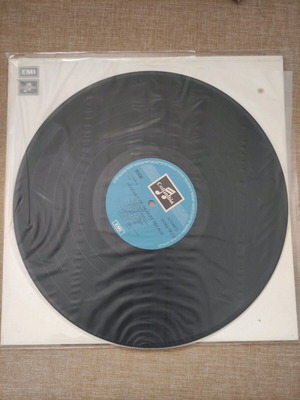 Gilbert Becaud LP used