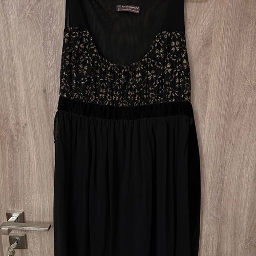 Rinascimento black evening dress like new with velvet belt