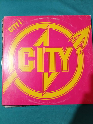 City I vinyl record like new