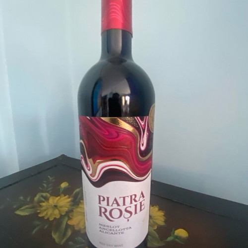 Piatra Rosie Moldovan Red Dry Wine 750ml sealed