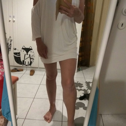 Zigzag dress used, size M-L, white