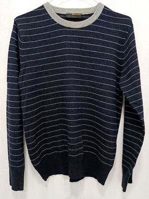 Berto Lucci light sweater like new, size M, black and gray