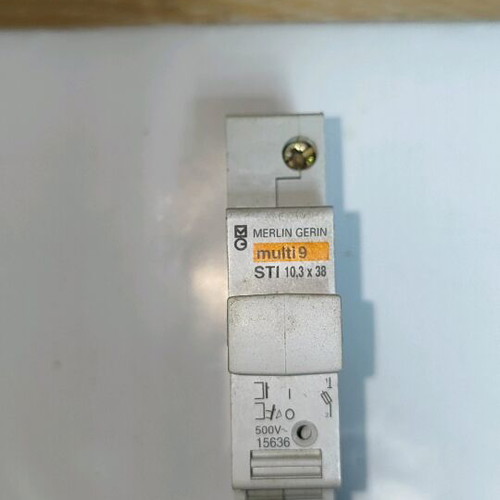 Fuse holder used for 10x38 fuses