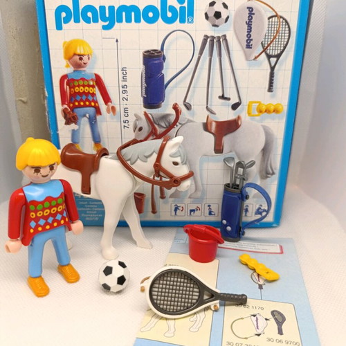 Playmobil 4949 Multisport-Girl used with missing parts