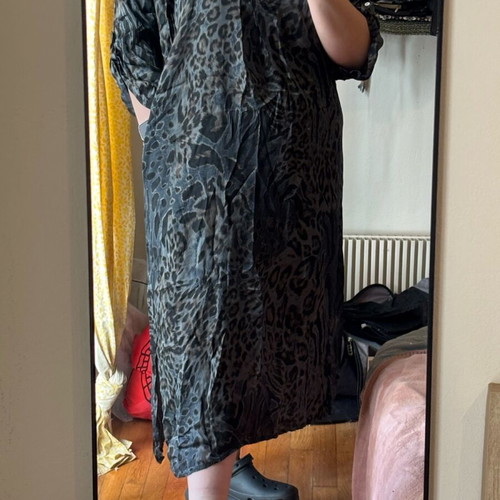 Animal print dress new, Italian, silk and viscose, size XXXL