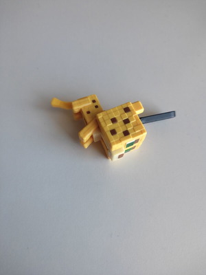 Kinder Minecraft Cat figure like new