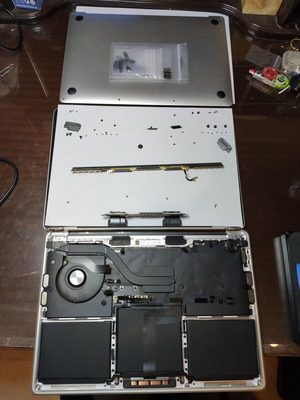 MacBook Pro 13 ιντσών M1 2020 μεταχειρισμένα ανταλλακτικά χωρίς logic board