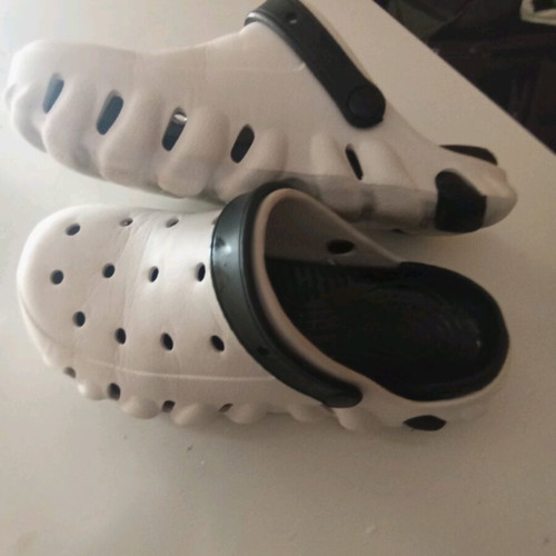 Flip-flop clogs No 45 like new, white and black