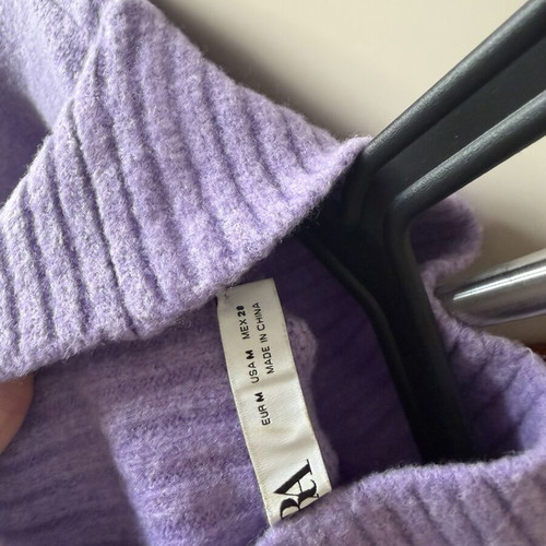 Zara lilac sweater, size M
