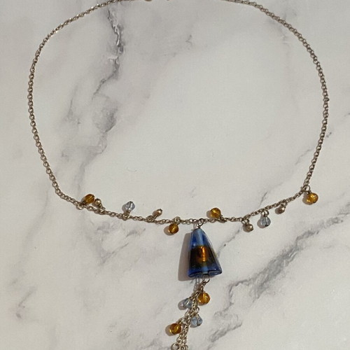 Pendant necklace like new, blue and silver