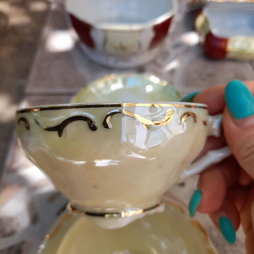 Collectible tea cup set porcelain with gold details like new