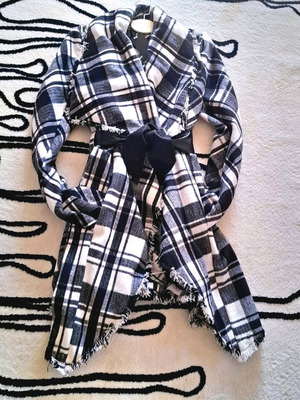 Checked black and white coat new wool and polyester size M Eu38
