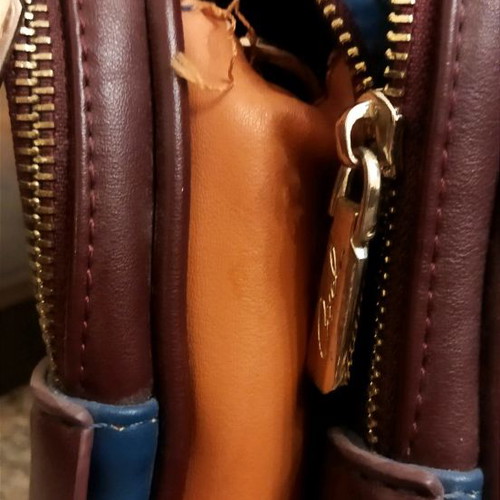 Axel hand bag used with multiple compartments synthetic leather